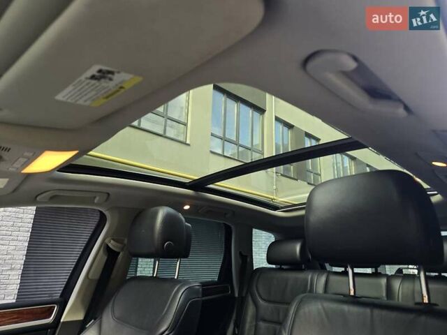 Чорний Фольксваген Туарег, об'ємом двигуна 3 л та пробігом 180 тис. км за 15499 $, фото 39 на Automoto.ua