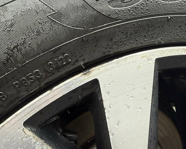 Черный Фольксваген Туарег, объемом двигателя 2.97 л и пробегом 335 тыс. км за 17700 $, фото 8 на Automoto.ua