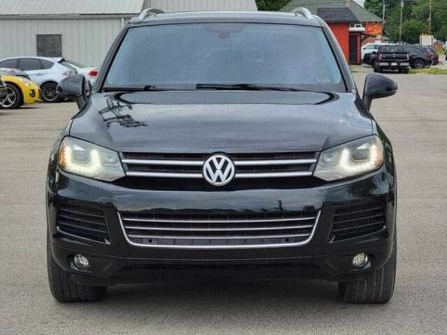 Черный Фольксваген Туарег, объемом двигателя 3 л и пробегом 236 тыс. км за 2700 $, фото 6 на Automoto.ua