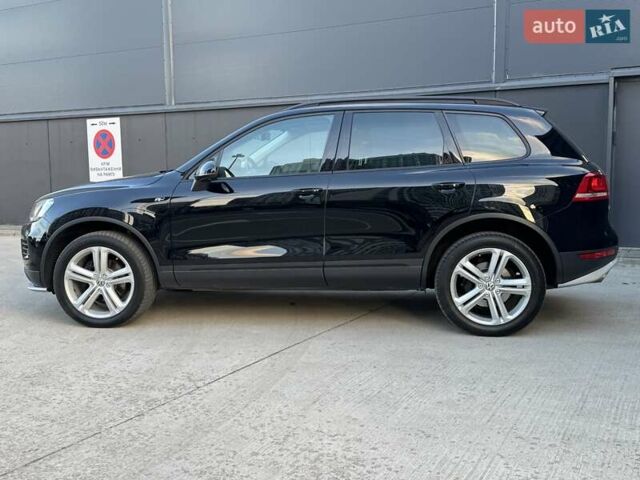 Чорний Фольксваген Туарег, об'ємом двигуна 3 л та пробігом 236 тис. км за 20750 $, фото 48 на Automoto.ua