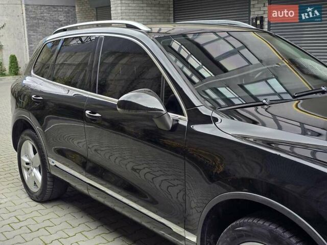 Черный Фольксваген Туарег, объемом двигателя 3 л и пробегом 180 тыс. км за 15499 $, фото 4 на Automoto.ua