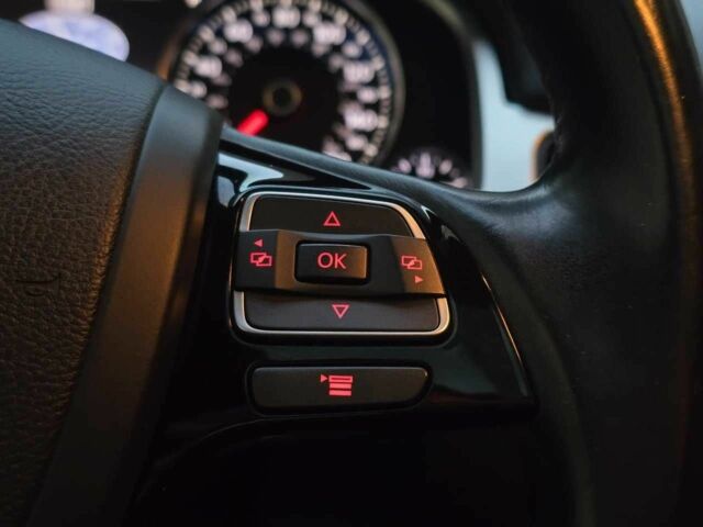 Чорний Фольксваген Туарег, об'ємом двигуна 3 л та пробігом 180 тис. км за 14499 $, фото 7 на Automoto.ua