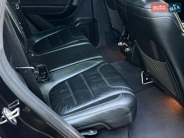 Чорний Фольксваген Туарег, об'ємом двигуна 4.2 л та пробігом 255 тис. км за 28440 $, фото 28 на Automoto.ua