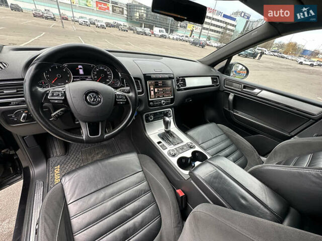 Черный Фольксваген Туарег, объемом двигателя 3 л и пробегом 310 тыс. км за 20800 $, фото 5 на Automoto.ua