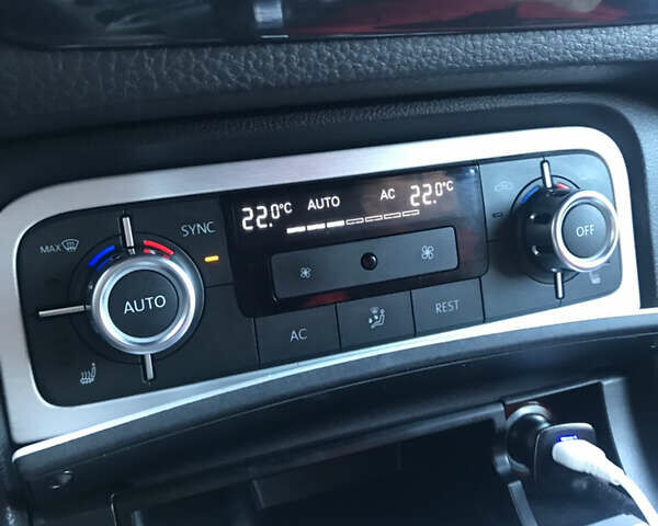 Чорний Фольксваген Туарег, об'ємом двигуна 2.97 л та пробігом 275 тис. км за 21300 $, фото 31 на Automoto.ua