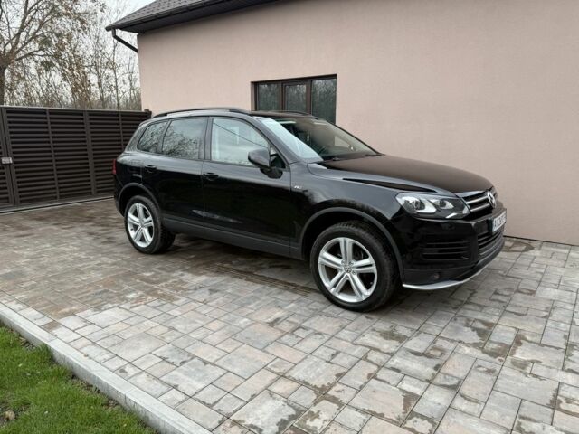 Черный Фольксваген Туарег, объемом двигателя 3 л и пробегом 235 тыс. км за 16700 $, фото 4 на Automoto.ua