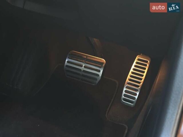 Чорний Фольксваген Туарег, об'ємом двигуна 3 л та пробігом 180 тис. км за 15499 $, фото 29 на Automoto.ua