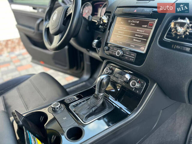 Чорний Фольксваген Туарег, об'ємом двигуна 2.97 л та пробігом 204 тис. км за 16500 $, фото 36 на Automoto.ua