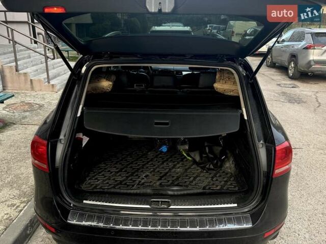 Чорний Фольксваген Туарег, об'ємом двигуна 2.97 л та пробігом 190 тис. км за 20000 $, фото 17 на Automoto.ua