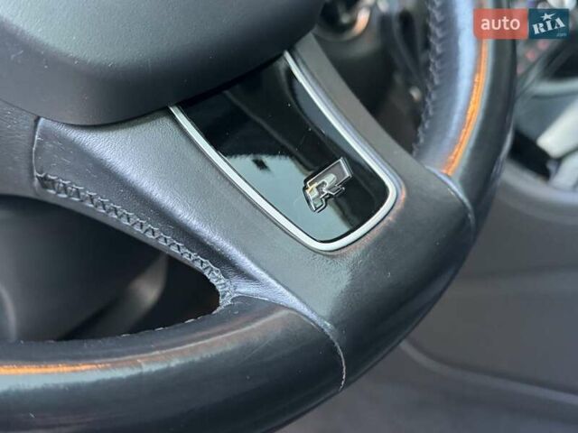 Чорний Фольксваген Туарег, об'ємом двигуна 3 л та пробігом 236 тис. км за 20750 $, фото 32 на Automoto.ua