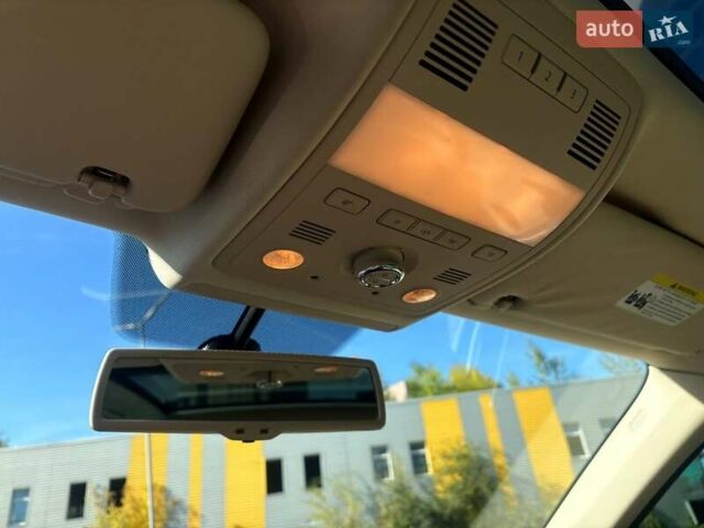 Черный Фольксваген Туарег, объемом двигателя 2.97 л и пробегом 267 тыс. км за 16000 $, фото 16 на Automoto.ua