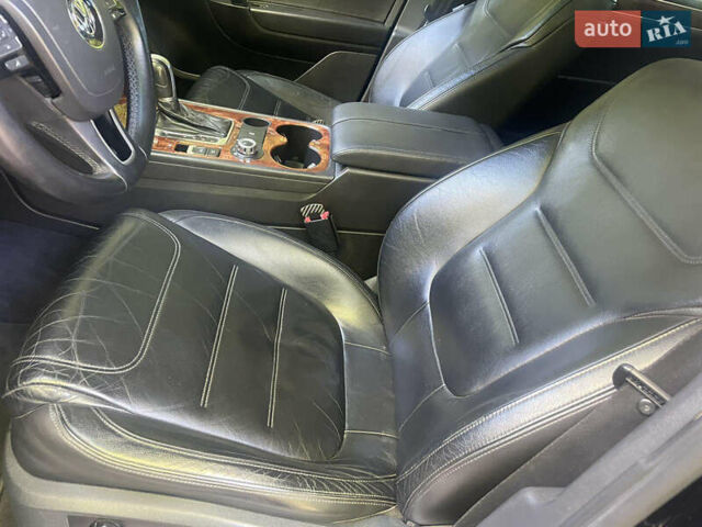 Черный Фольксваген Туарег, объемом двигателя 2.97 л и пробегом 332 тыс. км за 16900 $, фото 24 на Automoto.ua