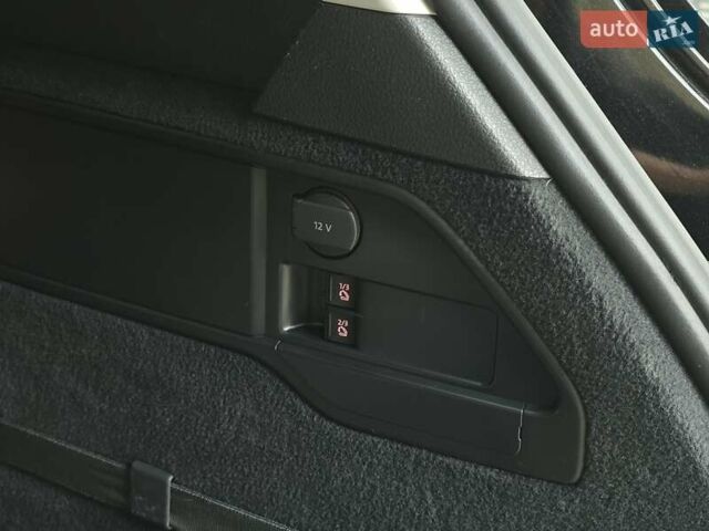 Чорний Фольксваген Туарег, об'ємом двигуна 3 л та пробігом 180 тис. км за 15499 $, фото 54 на Automoto.ua