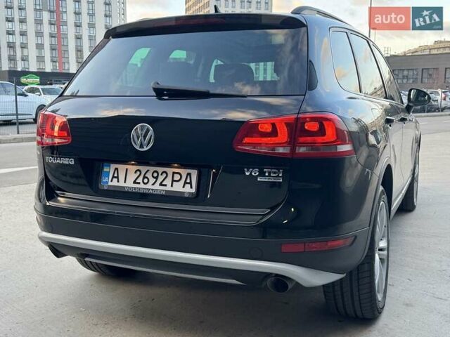 Чорний Фольксваген Туарег, об'ємом двигуна 3 л та пробігом 236 тис. км за 20750 $, фото 8 на Automoto.ua