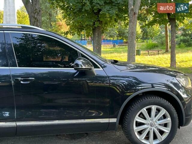 Чорний Фольксваген Туарег, об'ємом двигуна 4.2 л та пробігом 255 тис. км за 28440 $, фото 8 на Automoto.ua