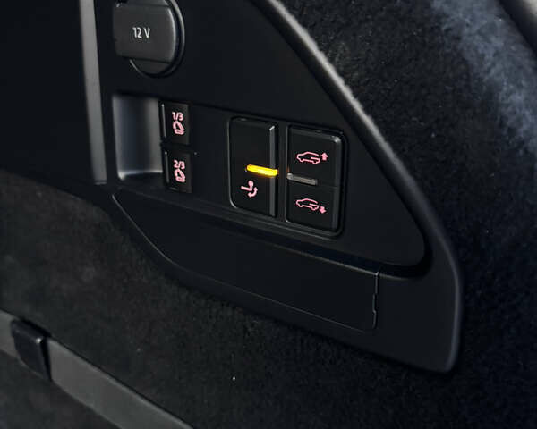 Чорний Фольксваген Туарег, об'ємом двигуна 2.97 л та пробігом 318 тис. км за 18500 $, фото 25 на Automoto.ua