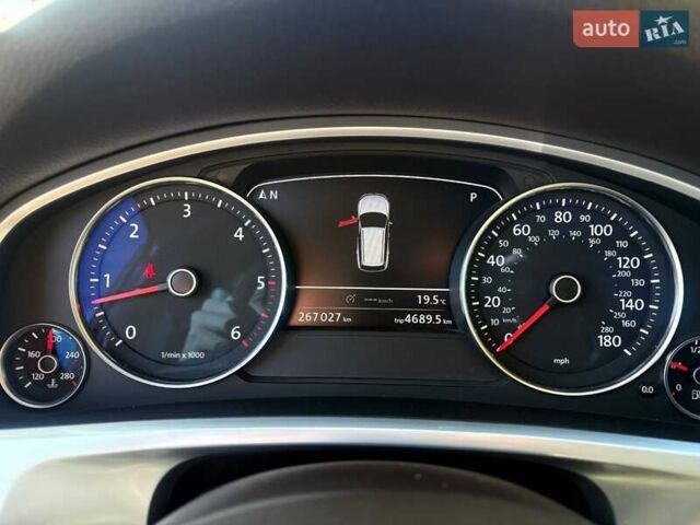 Черный Фольксваген Туарег, объемом двигателя 2.97 л и пробегом 267 тыс. км за 16000 $, фото 10 на Automoto.ua