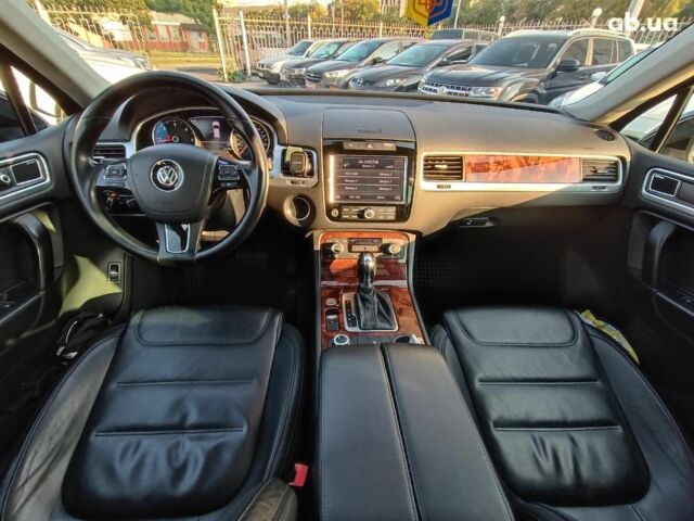 Черный Фольксваген Туарег, объемом двигателя 3 л и пробегом 207 тыс. км за 18990 $, фото 15 на Automoto.ua