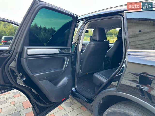 Чорний Фольксваген Туарег, об'ємом двигуна 2.97 л та пробігом 204 тис. км за 16500 $, фото 41 на Automoto.ua