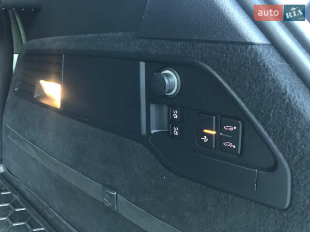 Чорний Фольксваген Туарег, об'ємом двигуна 2.97 л та пробігом 275 тис. км за 21300 $, фото 13 на Automoto.ua