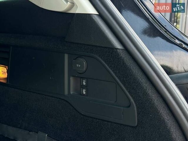 Черный Фольксваген Туарег, объемом двигателя 2.97 л и пробегом 349 тыс. км за 16500 $, фото 16 на Automoto.ua