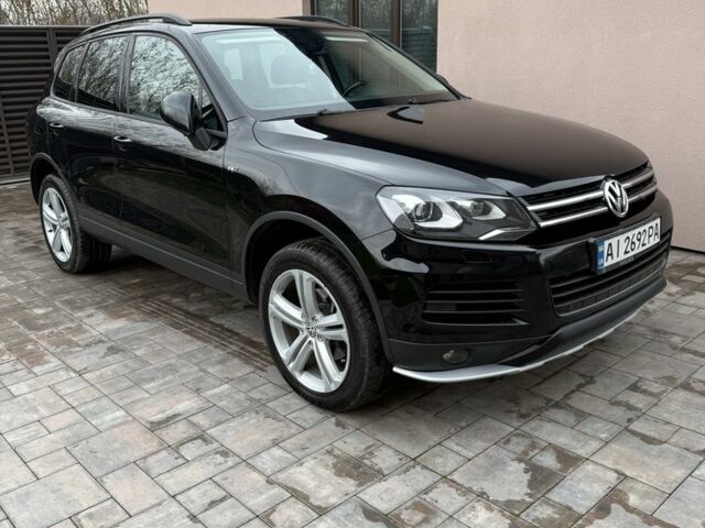 Черный Фольксваген Туарег, объемом двигателя 3 л и пробегом 235 тыс. км за 16700 $, фото 3 на Automoto.ua