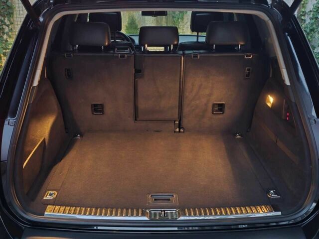 Чорний Фольксваген Туарег, об'ємом двигуна 3 л та пробігом 180 тис. км за 14499 $, фото 23 на Automoto.ua