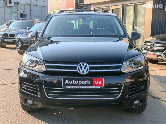 Черный Фольксваген Туарег, объемом двигателя 3 л и пробегом 207 тыс. км за 18990 $, фото 1 на Automoto.ua