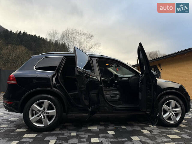 Черный Фольксваген Туарег, объемом двигателя 2.97 л и пробегом 278 тыс. км за 20000 $, фото 24 на Automoto.ua