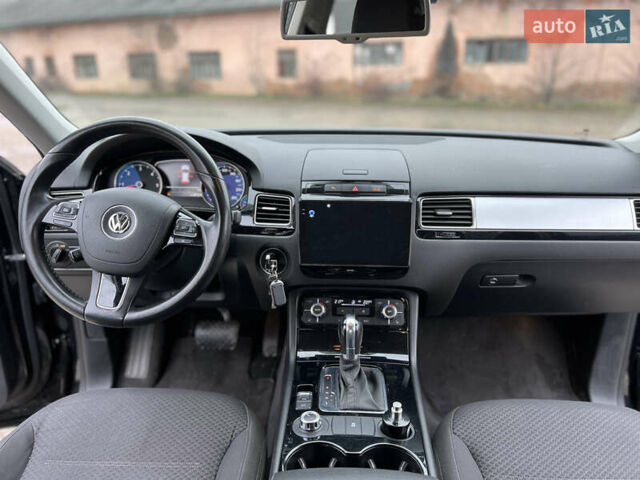 Черный Фольксваген Туарег, объемом двигателя 3 л и пробегом 159 тыс. км за 17500 $, фото 21 на Automoto.ua