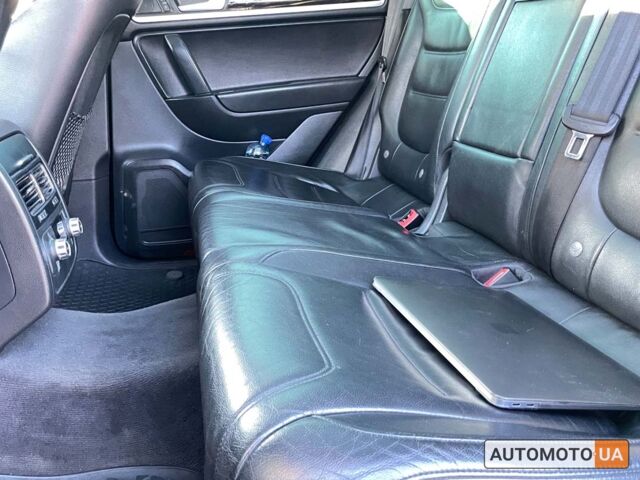 Черный Фольксваген Туарег, объемом двигателя 3 л и пробегом 235 тыс. км за 19999 $, фото 13 на Automoto.ua