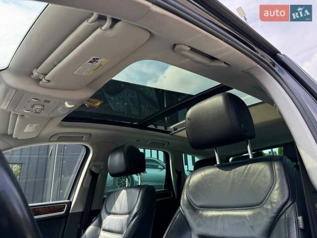 Черный Фольксваген Туарег, объемом двигателя 2.97 л и пробегом 349 тыс. км за 16500 $, фото 22 на Automoto.ua