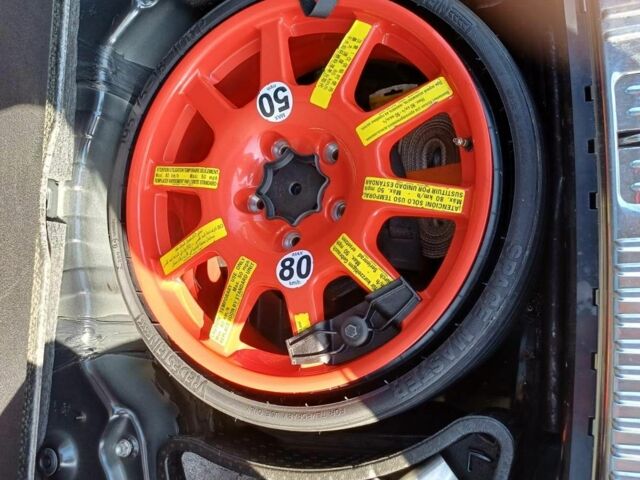 Черный Фольксваген Туарег, объемом двигателя 3 л и пробегом 240 тыс. км за 17500 $, фото 6 на Automoto.ua