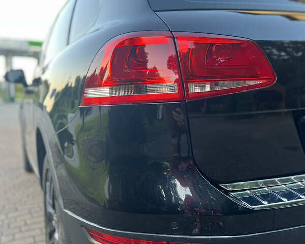 Черный Фольксваген Туарег, объемом двигателя 3 л и пробегом 310 тыс. км за 17500 $, фото 5 на Automoto.ua