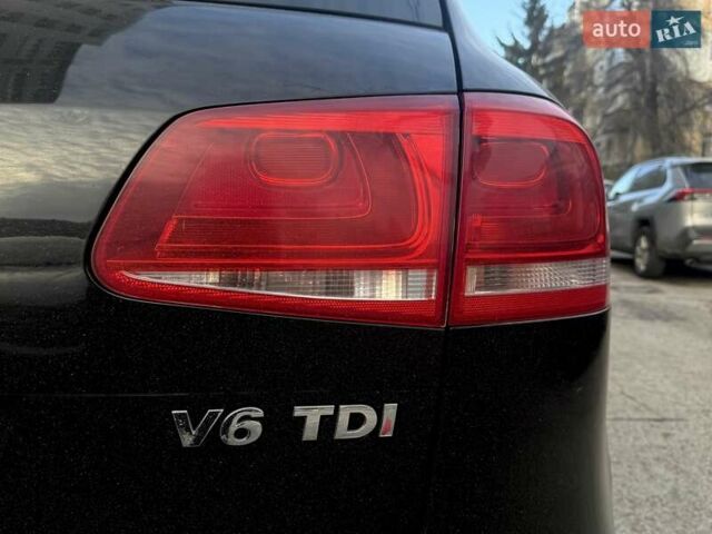 Чорний Фольксваген Туарег, об'ємом двигуна 2.97 л та пробігом 190 тис. км за 20000 $, фото 15 на Automoto.ua