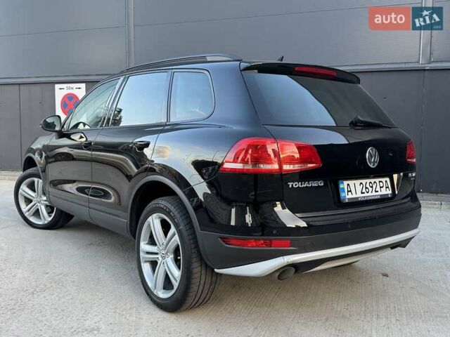 Чорний Фольксваген Туарег, об'ємом двигуна 3 л та пробігом 236 тис. км за 20750 $, фото 5 на Automoto.ua