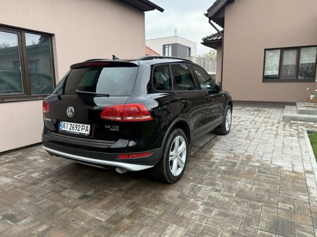 Черный Фольксваген Туарег, объемом двигателя 3 л и пробегом 235 тыс. км за 16700 $, фото 5 на Automoto.ua