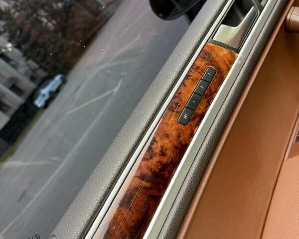 Черный Фольксваген Туарег, объемом двигателя 3.6 л и пробегом 290 тыс. км за 15200 $, фото 27 на Automoto.ua