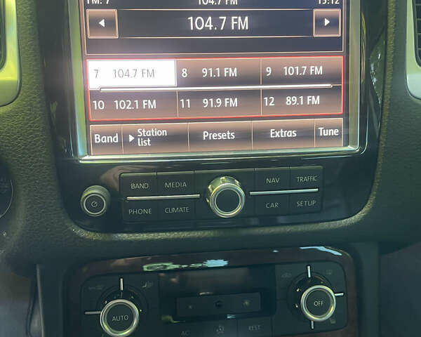 Черный Фольксваген Туарег, объемом двигателя 2.97 л и пробегом 332 тыс. км за 16900 $, фото 30 на Automoto.ua