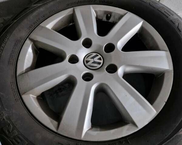 Чорний Фольксваген Туарег, об'ємом двигуна 2.97 л та пробігом 276 тис. км за 15000 $, фото 2 на Automoto.ua