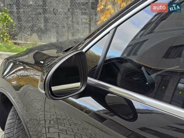 Чорний Фольксваген Туарег, об'ємом двигуна 3 л та пробігом 180 тис. км за 15499 $, фото 18 на Automoto.ua