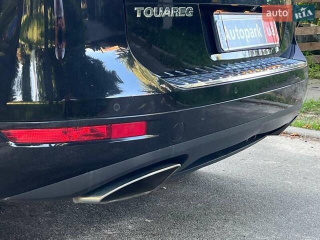 Чорний Фольксваген Туарег, об'ємом двигуна 4.2 л та пробігом 255 тис. км за 28440 $, фото 13 на Automoto.ua