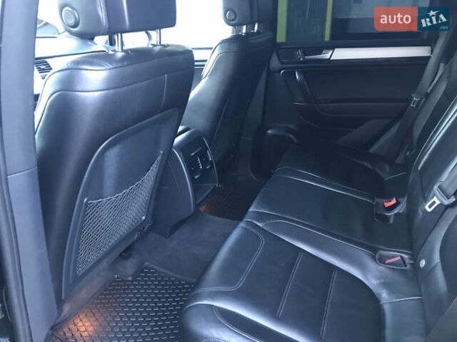 Чорний Фольксваген Туарег, об'ємом двигуна 2.97 л та пробігом 275 тис. км за 21300 $, фото 19 на Automoto.ua
