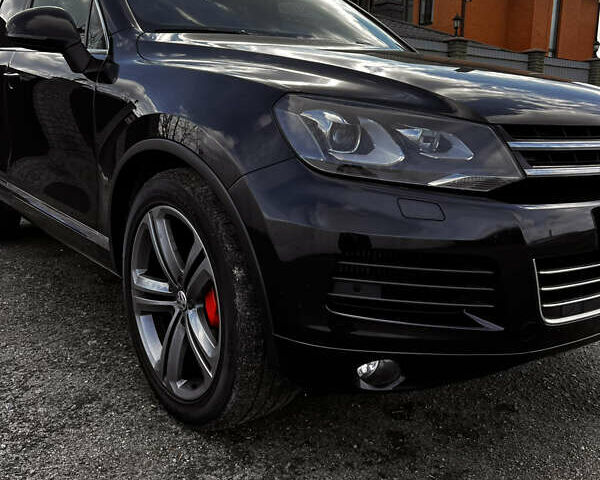 Черный Фольксваген Туарег, объемом двигателя 2.97 л и пробегом 281 тыс. км за 22500 $, фото 60 на Automoto.ua