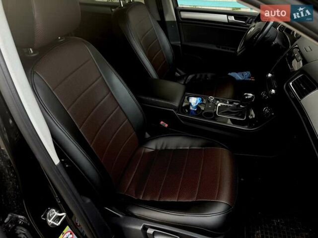 Чорний Фольксваген Туарег, об'ємом двигуна 2.97 л та пробігом 190 тис. км за 20000 $, фото 8 на Automoto.ua