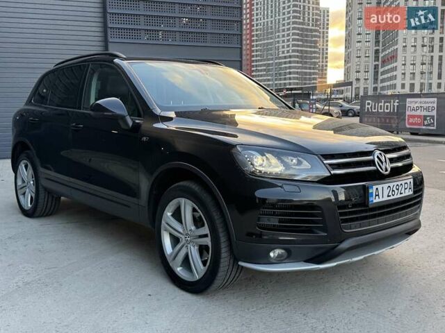Чорний Фольксваген Туарег, об'ємом двигуна 3 л та пробігом 236 тис. км за 20750 $, фото 47 на Automoto.ua