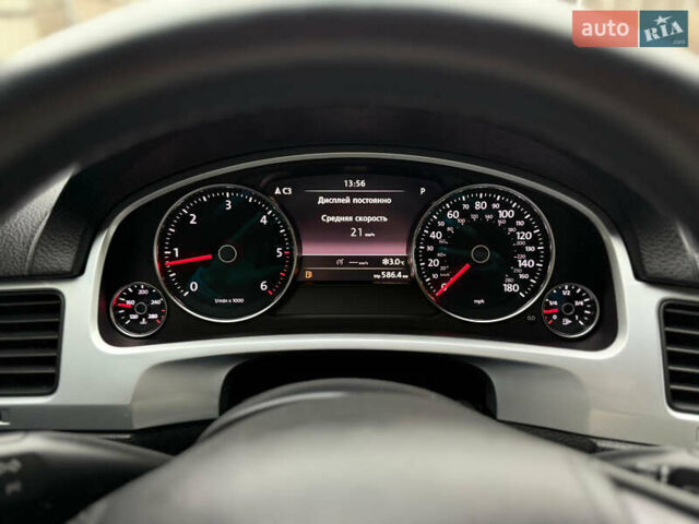 Чорний Фольксваген Туарег, об'ємом двигуна 2.97 л та пробігом 230 тис. км за 19999 $, фото 4 на Automoto.ua