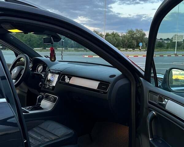 Чорний Фольксваген Туарег, об'ємом двигуна 2.97 л та пробігом 293 тис. км за 17999 $, фото 10 на Automoto.ua