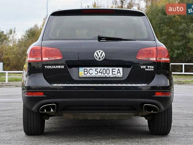 Черный Фольксваген Туарег, объемом двигателя 2.97 л и пробегом 275 тыс. км за 22000 $, фото 6 на Automoto.ua