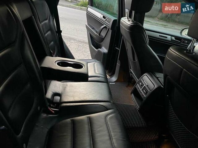 Чорний Фольксваген Туарег, об'ємом двигуна 2.97 л та пробігом 288 тис. км за 22450 $, фото 16 на Automoto.ua